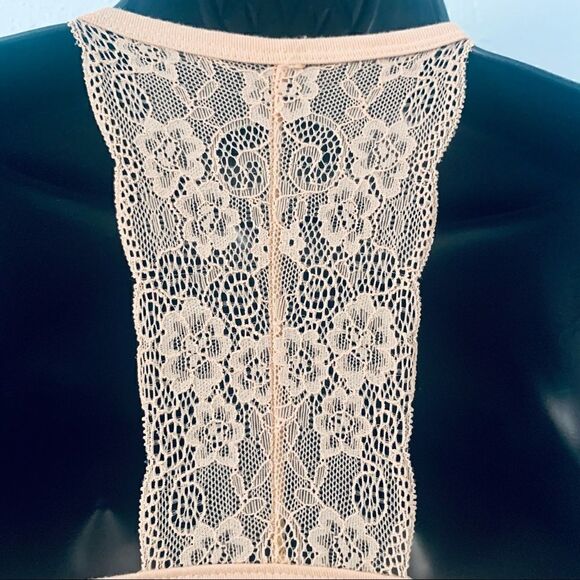 Maidenform girls nude bralette. Size XL - Picture 7 of 11